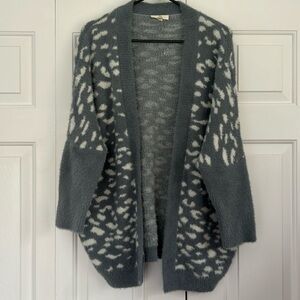 Entro Oversized Animal Print Cardigan S/M